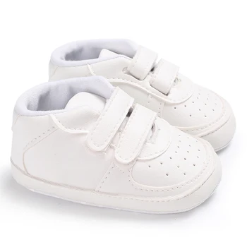 Пролетно обувки за деца 0-18 месеца, за кръщаване на новородените момичета и момчета, Нескользящая обувки за ходене, Бели маратонки с мека подметка